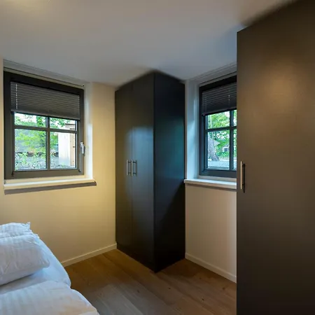 Buitenplaats Sprielderbosch 45 “skogen” Ferienhaus